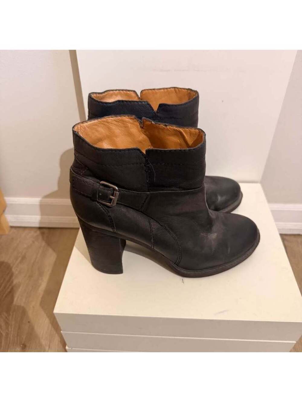 Nine West Heeled Ankle Booties Black Leather Women's 8.5